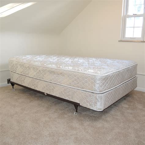 full size mattress with box spring